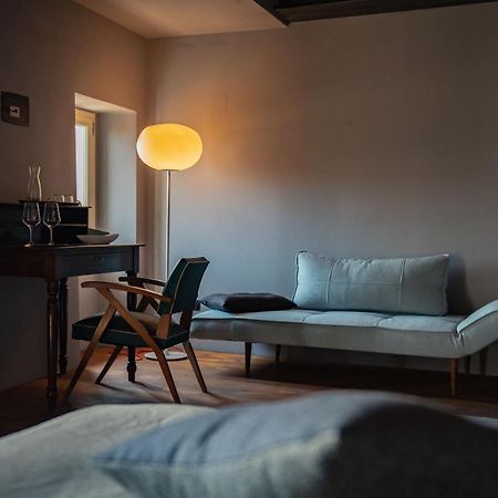Boutique Hotel Al Palazzo Rosso Neive Exterior foto