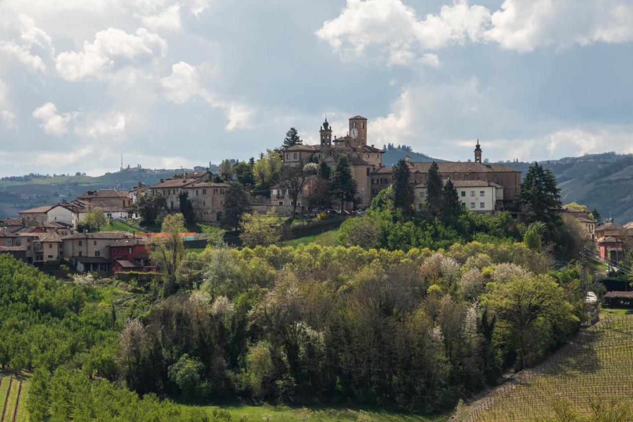 Boutique Hotel Al Palazzo Rosso Neive Exterior foto